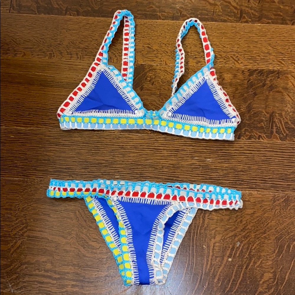 Kiini bikini top and bottom